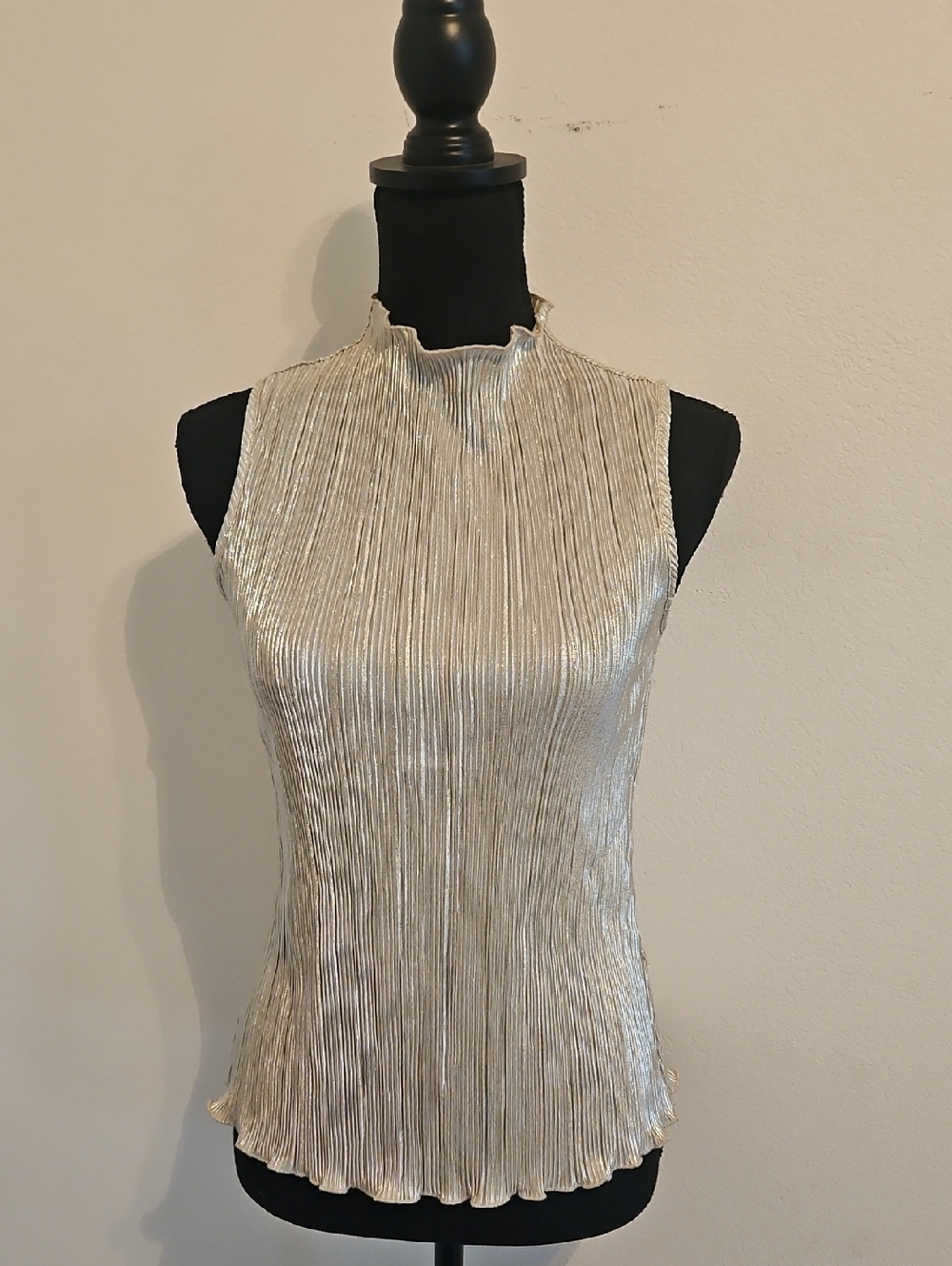 Bundle of 2 Metallic Gold Tops